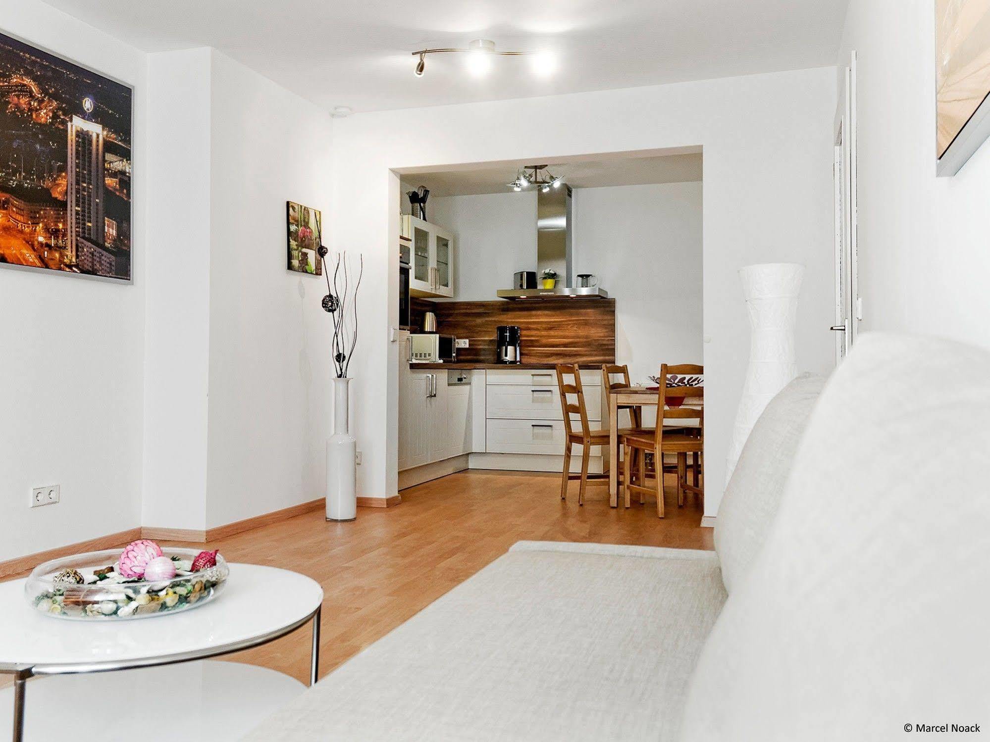 City Park Apartments - #11.02 - Luxus Apartment Mit Tiefgarage Lipcse Kültér fotó